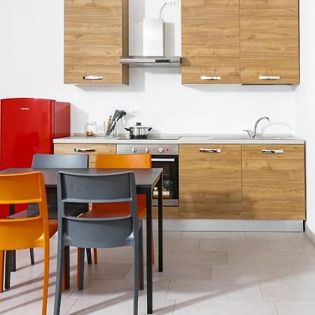 Staurenghi Red Apartment Varese Luaran gambar
