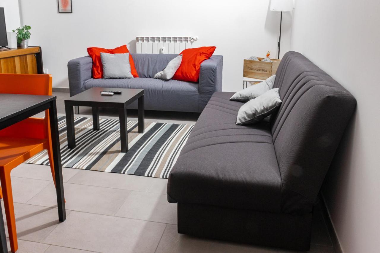 Staurenghi Red Apartment Varese Luaran gambar